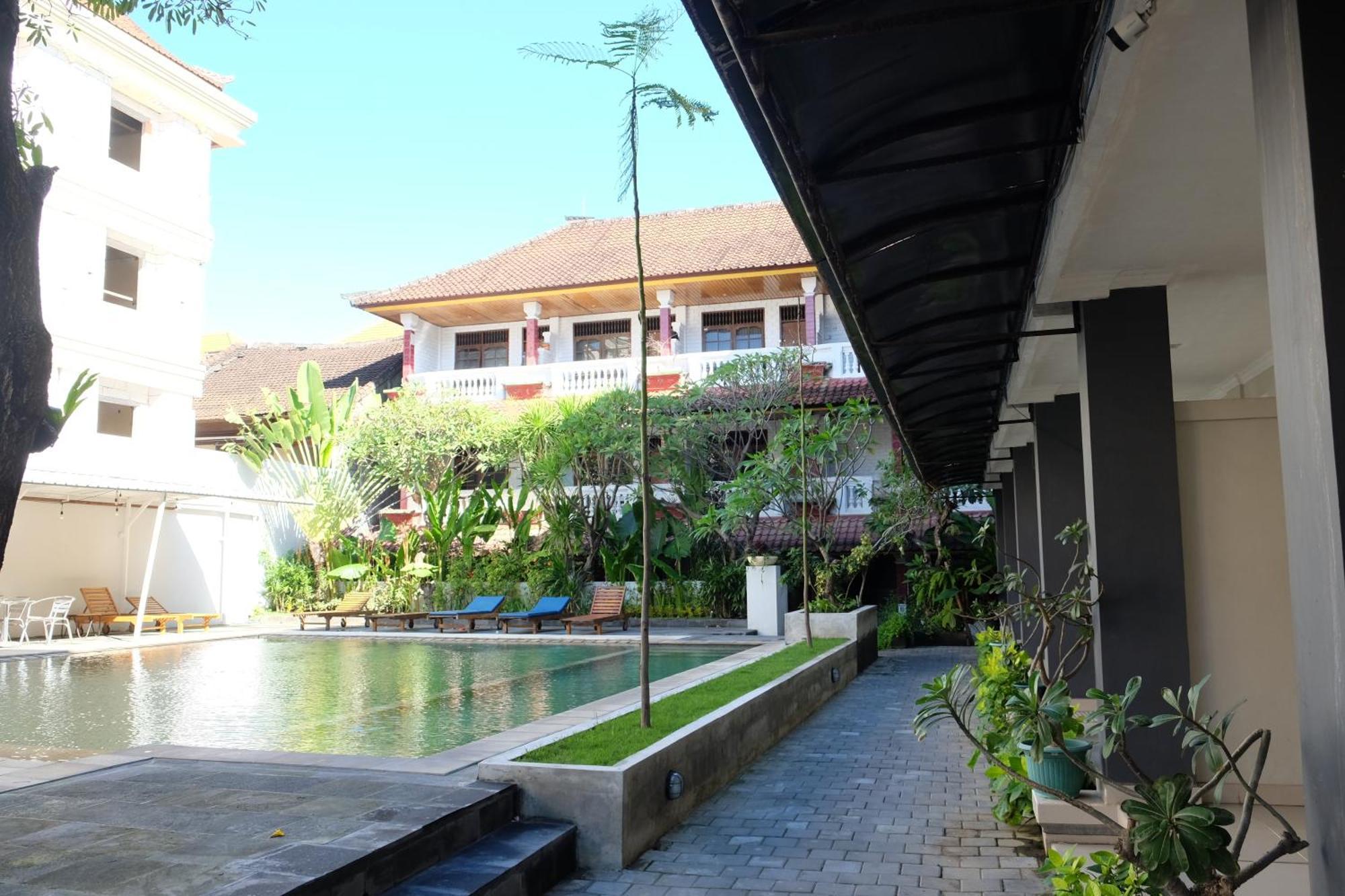Hotel Palm Garden Kuta Kuta Lombok Exterior foto